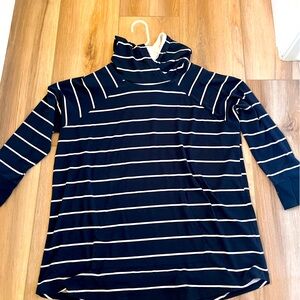 LuLaRoe Amber Navy and White Striped lightweight Hoodie 2x
